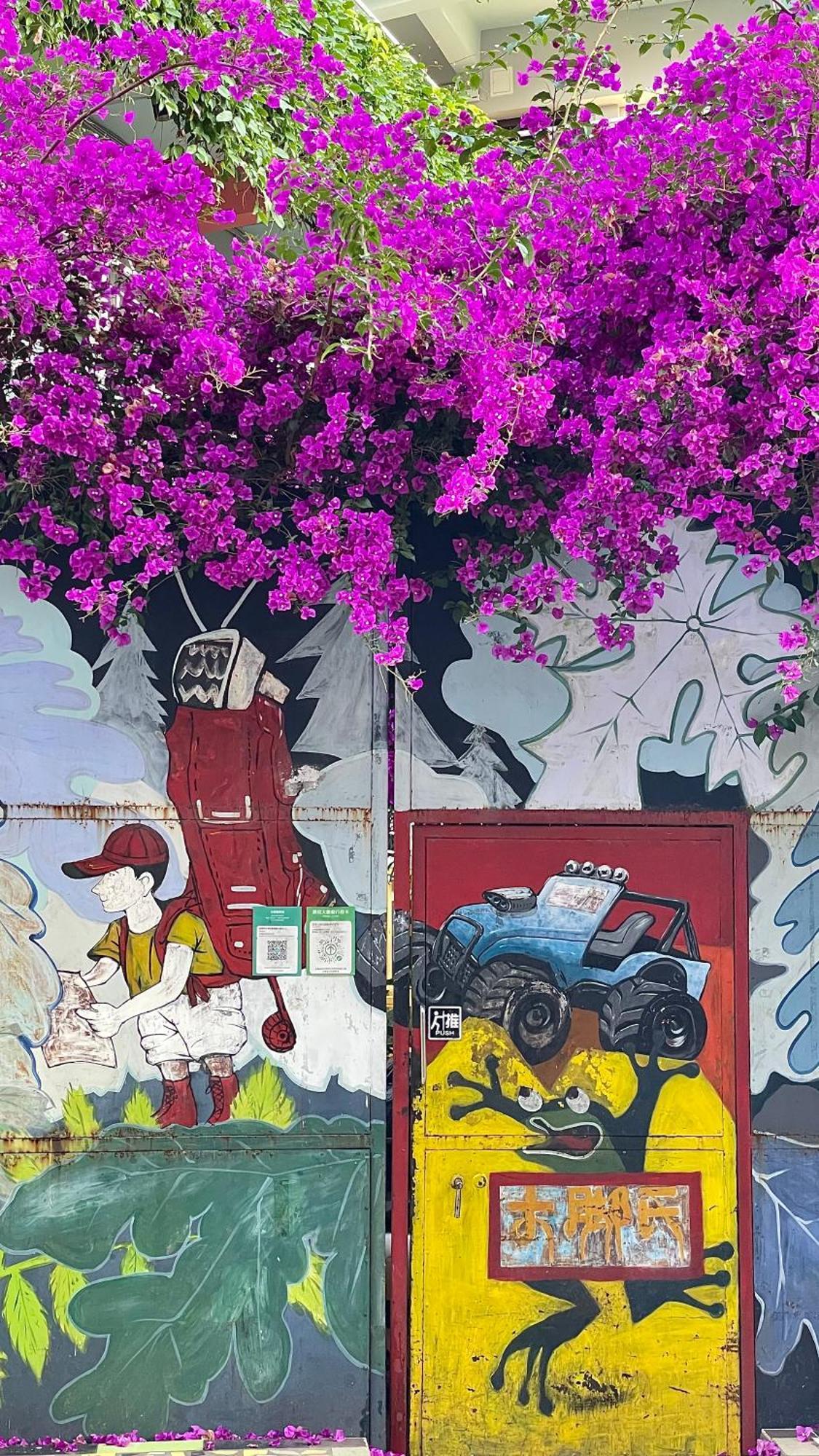 The Cloudland International Youth Hostel Close To The City Center,10 Min Walks To The Subway, Close To The Night Market, Old Street, Green Lake, English-Speaking Service, Free Activity Convenient Payment And Visa Cards Are Accepted Куньмин Экстерьер фото
