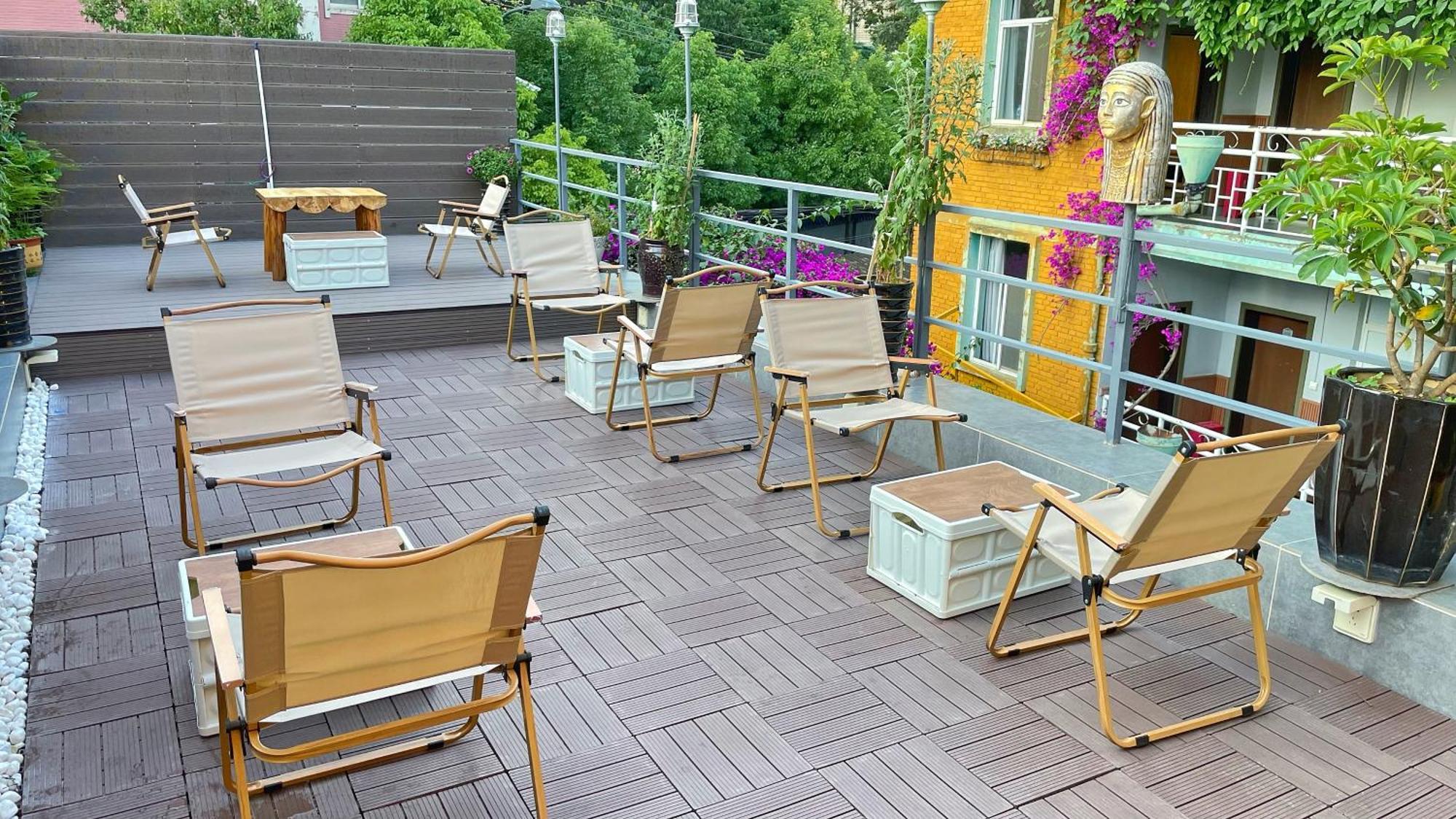 The Cloudland International Youth Hostel Close To The City Center,10 Min Walks To The Subway, Close To The Night Market, Old Street, Green Lake, English-Speaking Service, Free Activity Convenient Payment And Visa Cards Are Accepted Куньмин Экстерьер фото